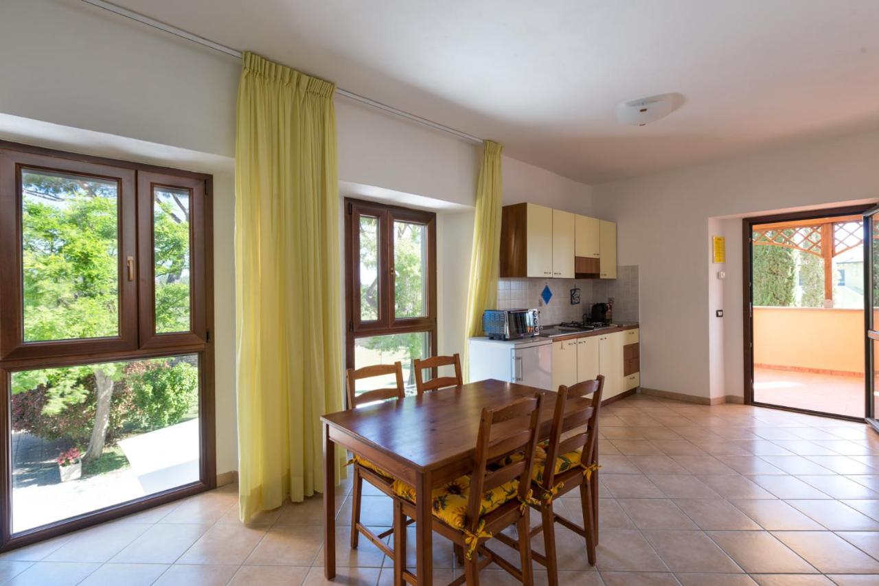 Agriturismo Le Vecchie Scuole Кампилия Маритима Екстериор снимка