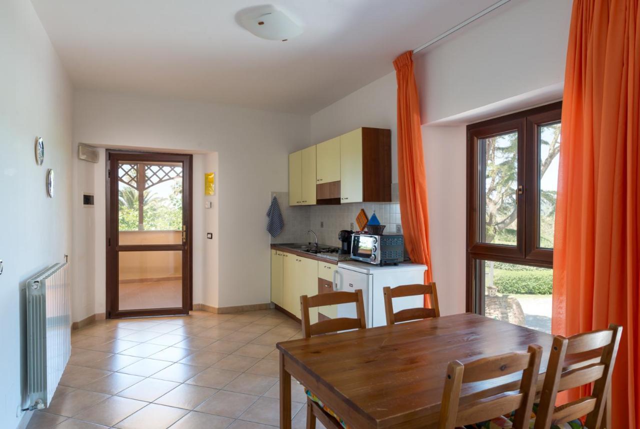 Agriturismo Le Vecchie Scuole Кампилия Маритима Екстериор снимка